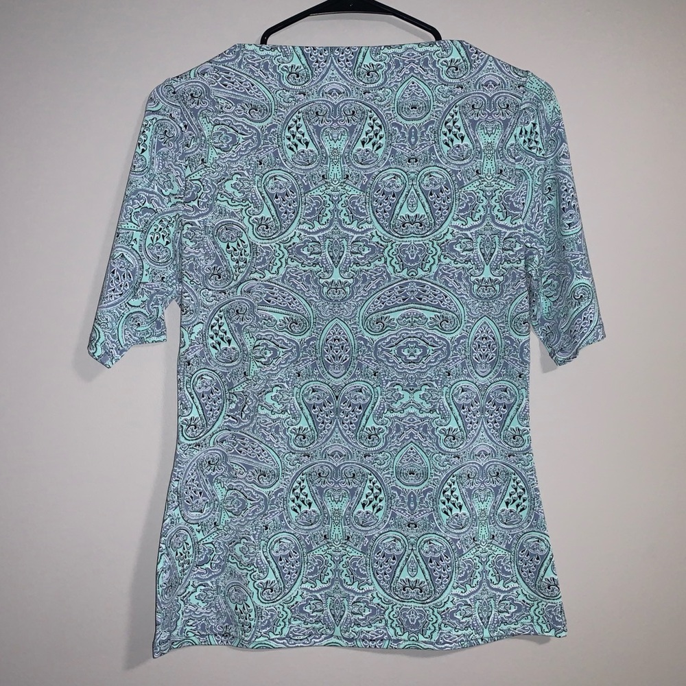 The Limited Pattern Top - Picture 2 of 4